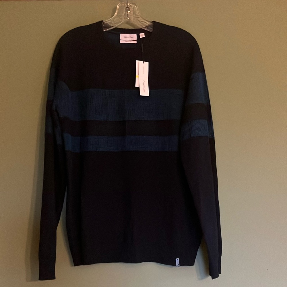 NWT Calvin Klein women’s size Medium striped Italian yarn sweater